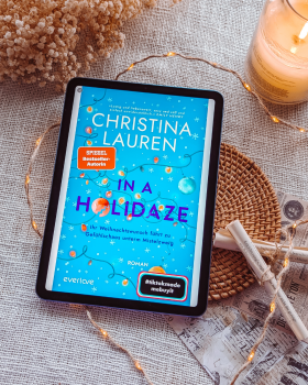 In a Holidaze – Christina Lauren