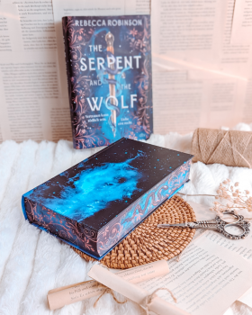 The Serpent and the Wolf – Rebecca Robinson
