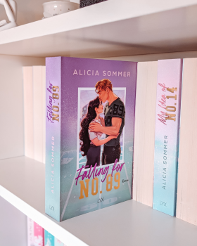 Falling for No. 89 – Alicia Sommer